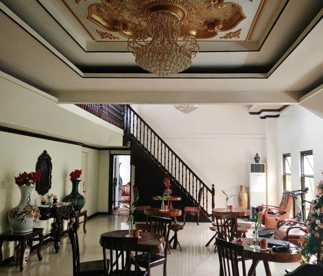 Third & Sean'S Place Legazpi Εξωτερικό φωτογραφία