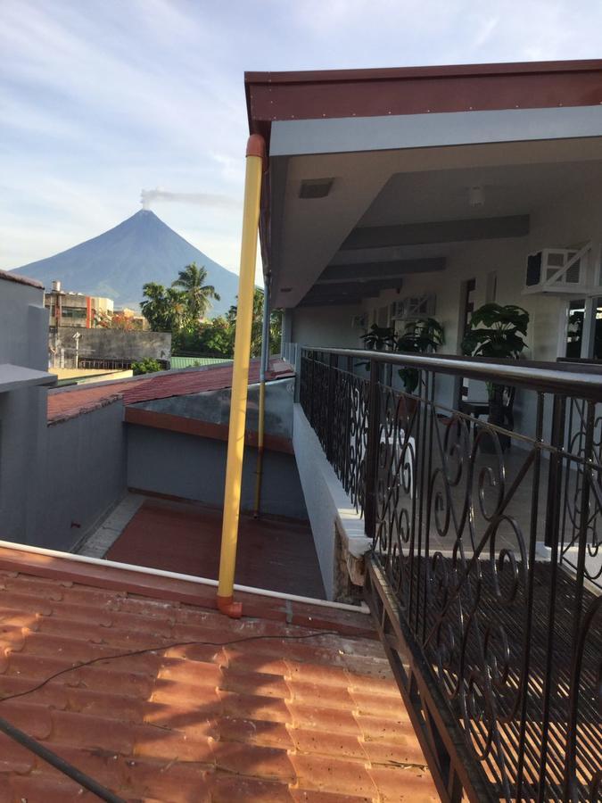 Third & Sean'S Place Legazpi Εξωτερικό φωτογραφία